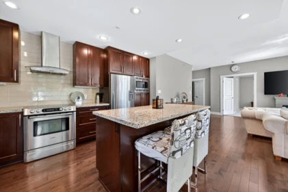 Breakfast Nook Photo of 708 2950 Panorama Drive, Coquitlam, BC