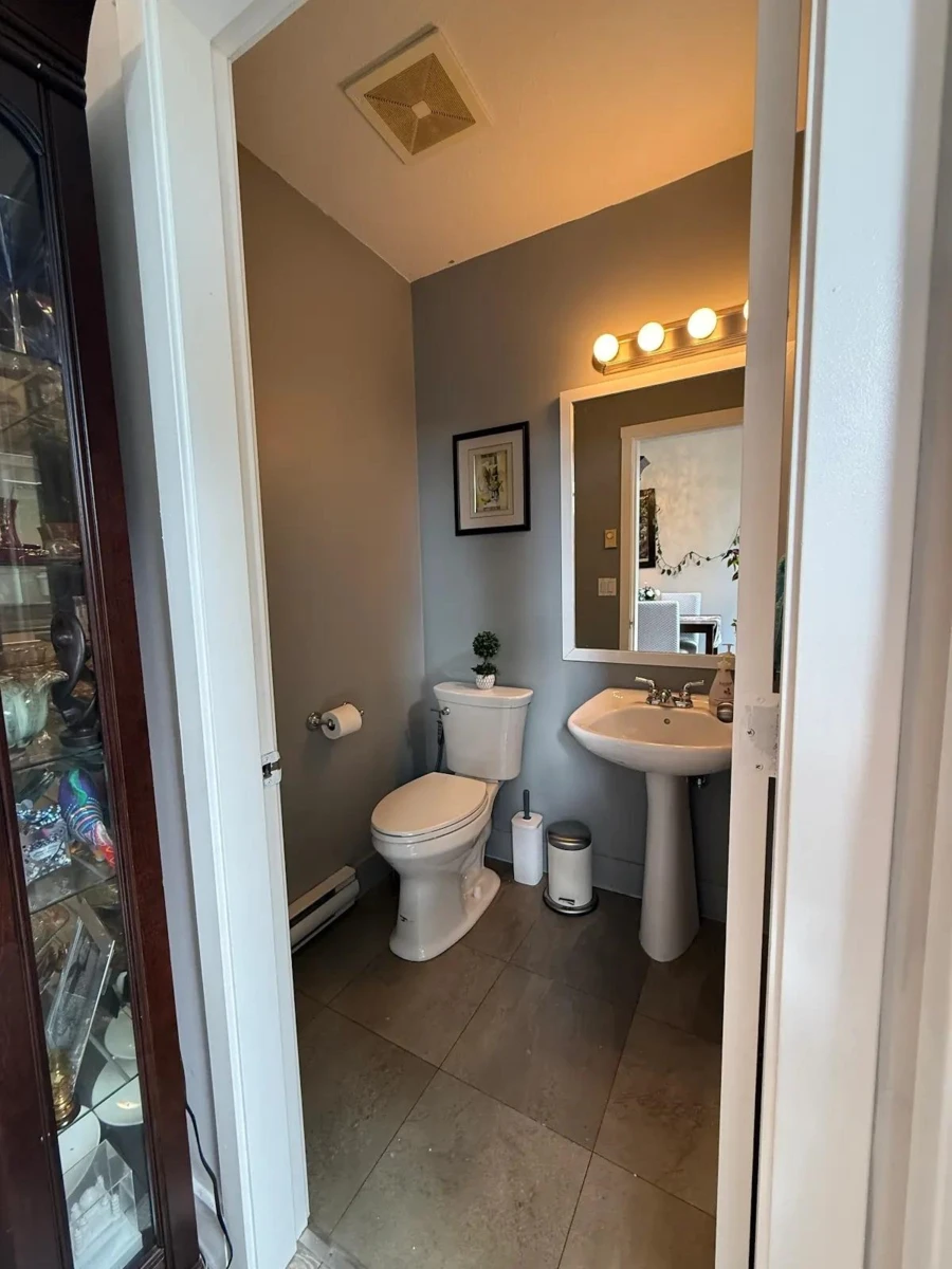 Family Room Photo of 33 20460 66 Avenue, Langley, BC