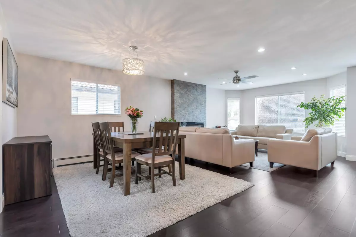 Family Room Photo of 7162 Gladstone Street, Vancouver, BC