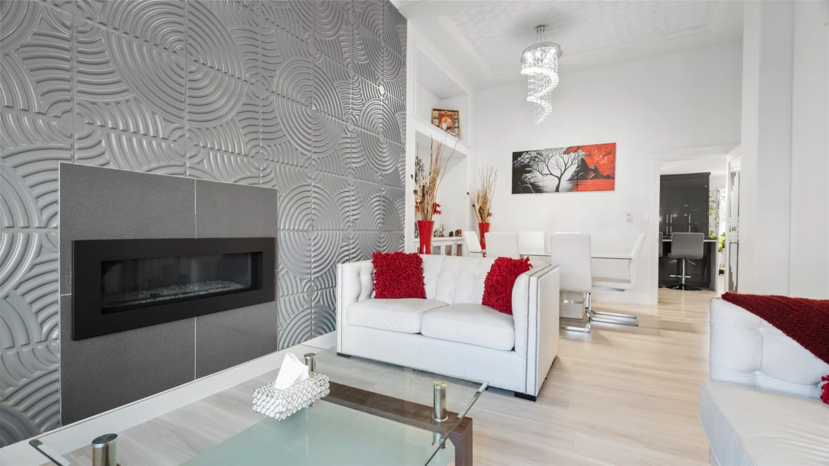 Family Room Photo of 12572 62b Avenue, Surrey, BC