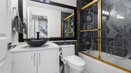 Guest Bathroom Photo of 12572 62b Avenue, Surrey, BC