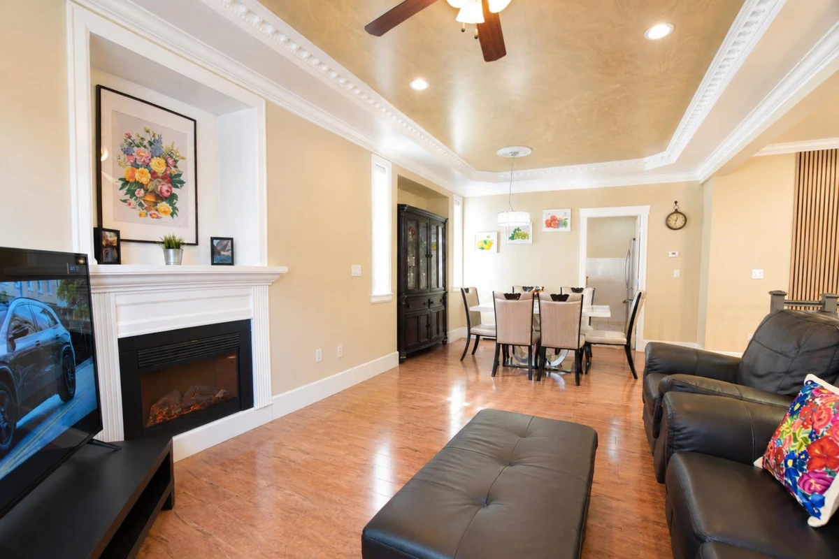 Dining Area Photo of 14926 102a Avenue, Surrey, BC