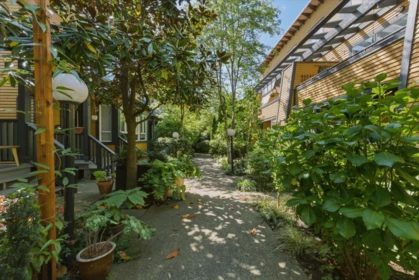 Aerial View of 1073 E Pender Street, Vancouver, BC