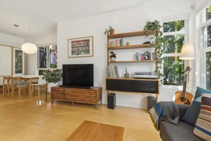 1073 E Pender Street, Vancouver, BC, Vancouver — Townhouse for sale