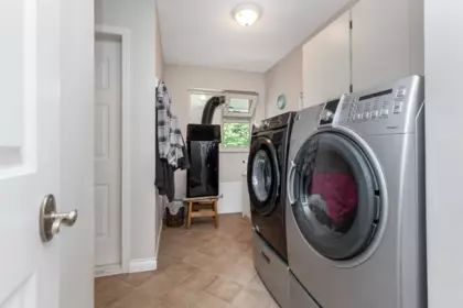 Laundry Room Photo of 33470 Ihles Avenue, Mission, BC