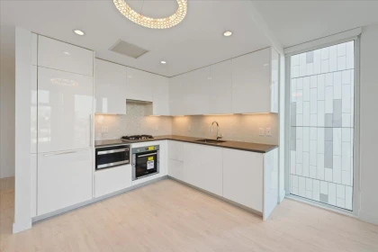 410 8138 Fraser Street, Vancouver, BC, Vancouver — Apartment/Condo for sale