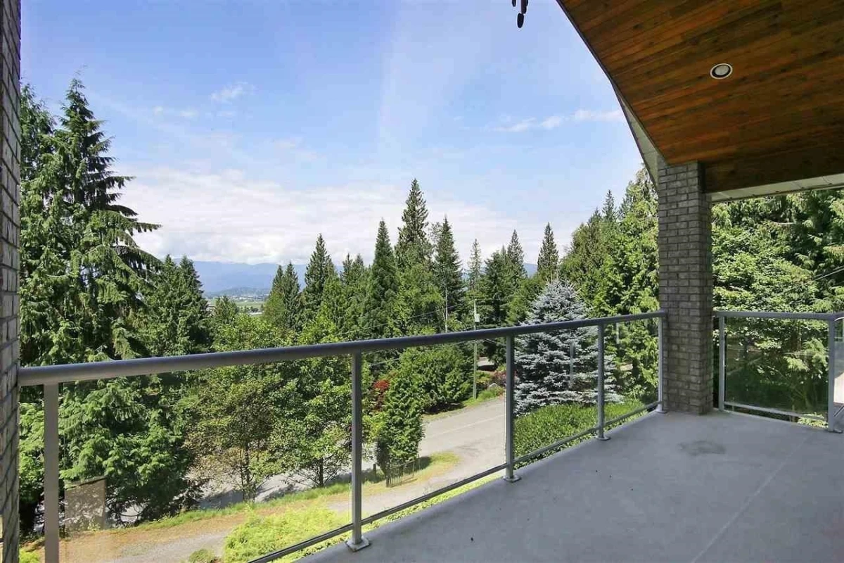 Dining Area Photo of 7341 Marble Hill Road, Chilliwack, BC