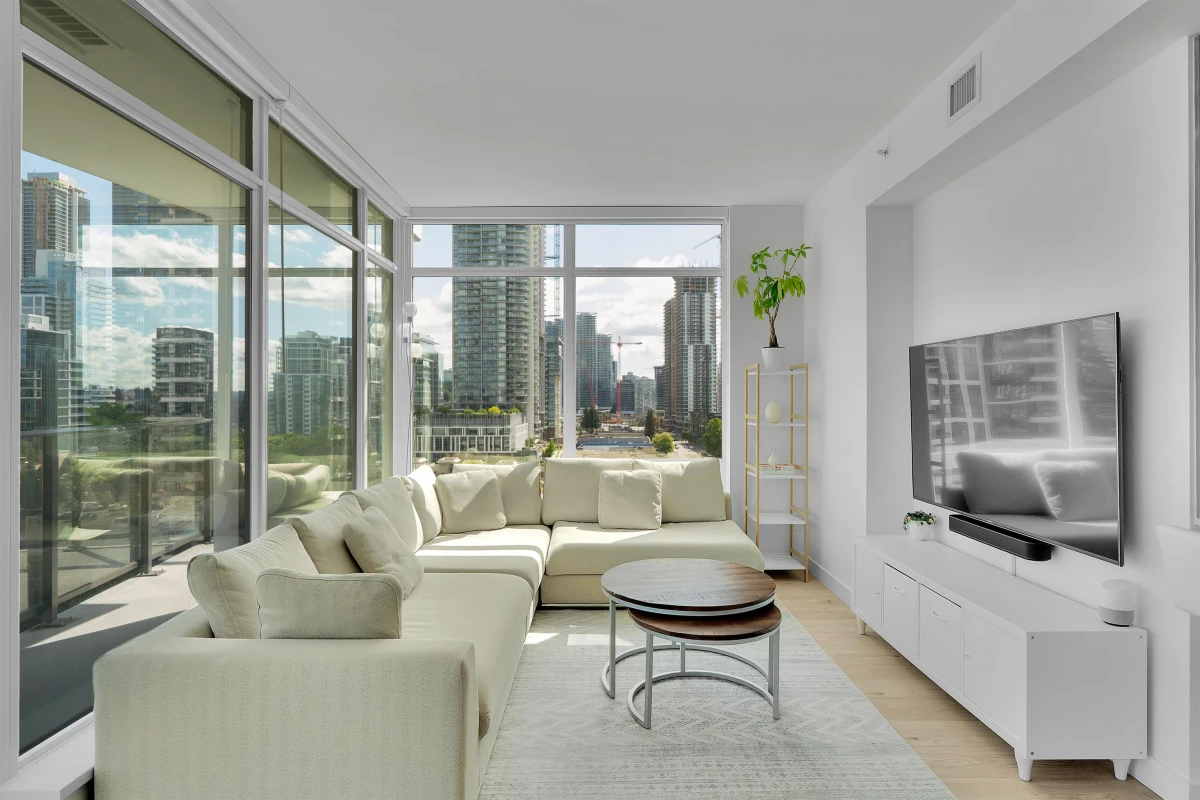 Family Room Photo of 1206 2181 Madison Avenue, Burnaby, BC