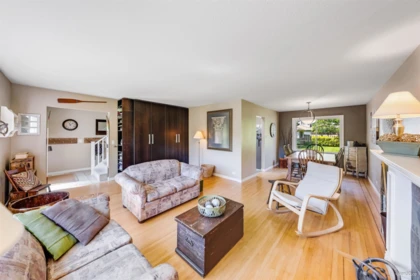 Breakfast Nook Photo of 1140 W 20th Street, North Vancouver, BC