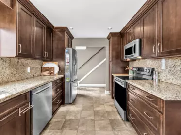 Basement Recreation Room Photo of 2588 Panorama Drive, North Vancouver, BC
