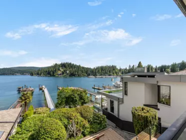 Swimming Pool Photo of 2588 Panorama Drive, North Vancouver, BC