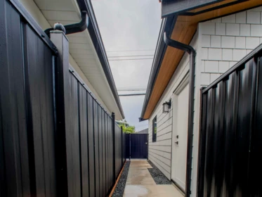 Mudroom Photo of 1 2785 W 21 Avenue, Vancouver, BC