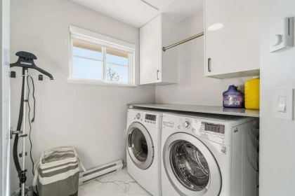 Guest Bathroom Photo of 108 Sycamore Drive, Port Moody, BC