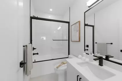 Powder Room Photo of 8186 117 Street, Delta, BC