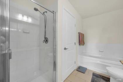 Entry Foyer Photo of 416 2484 Wilson Avenue, Port Coquitlam, BC