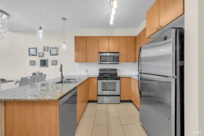 Kitchen Photo of 416 2484 Wilson Avenue, Port Coquitlam, BC