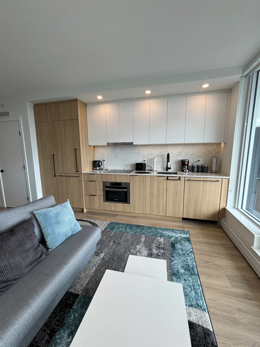 Dining Area Photo of 1503 13685 102 Avenue, Surrey, BC