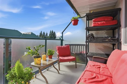 Backyard Photo of 418 2962 Trethewey Street, Abbotsford, BC