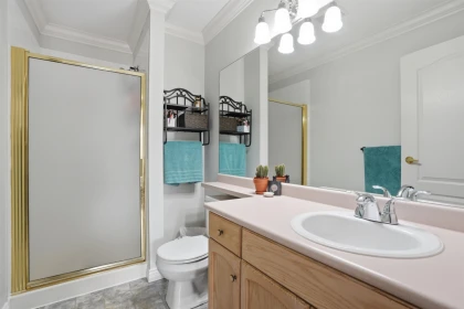 Laundry Room Photo of 418 2962 Trethewey Street, Abbotsford, BC