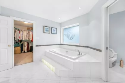 Mudroom Photo of 2333 133a Street, Surrey, BC