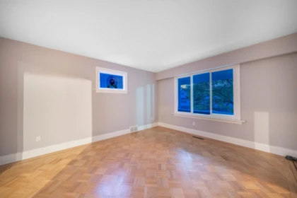 Breakfast Nook Photo of 2528 Adanac Street, Vancouver, BC