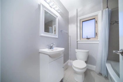 Hallway Photo of 2528 Adanac Street, Vancouver, BC
