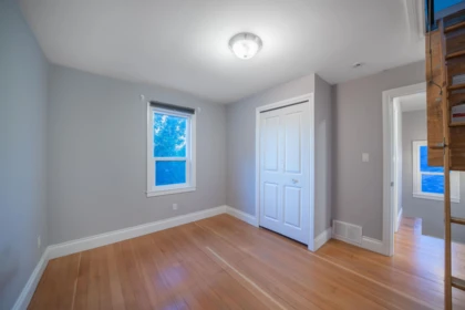 Mudroom Photo of 2528 Adanac Street, Vancouver, BC