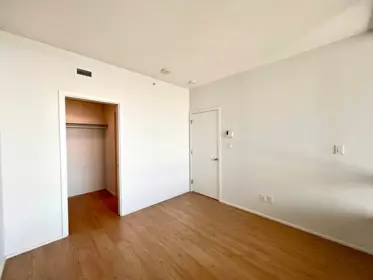 Walk-In Closet Photo of 4206 4510 Halifax Way, Burnaby, BC