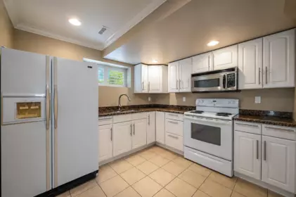 Street View Photo of 10 Cedarwood Court, Port Moody, BC