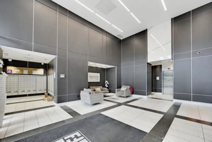 Hallway Photo of 1908 2388 Madison Avenue, Burnaby, BC