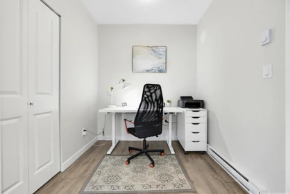 Primary Bedroom Photo of 1908 2388 Madison Avenue, Burnaby, BC