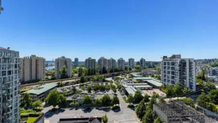 Loft / Bonus Room Photo of 1405 838 Agnes Street, New Westminster, BC