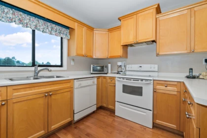 45279 Lenora Crescent, Chilliwack, BC, Chilliwack — Single Family Residence for sale