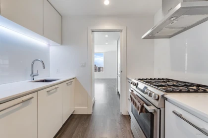Laundry Room Photo of 1501 5508 Hollybridge Way, Richmond, BC