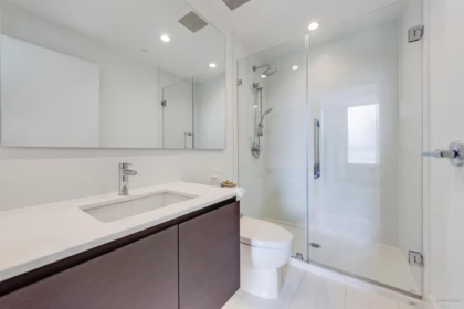 1501 5508 Hollybridge Way, Richmond, BC, Richmond — Apartment/Condo for sale