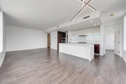 Mudroom Photo of 1501 5508 Hollybridge Way, Richmond, BC