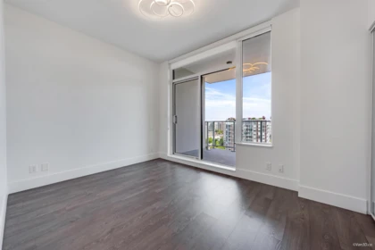 Walk-In Closet Photo of 1501 5508 Hollybridge Way, Richmond, BC