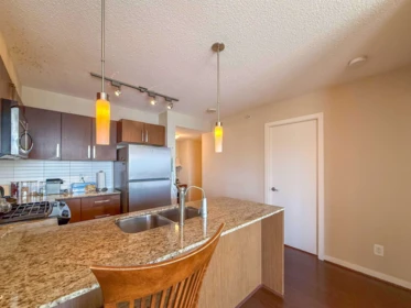905 9868 Cameron Street, Burnaby, BC, Burnaby — Apartment/Condo for sale