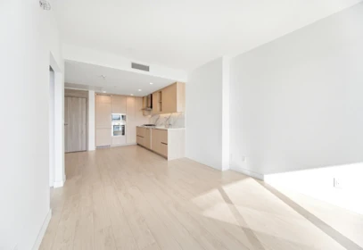 2901 4880 Lougheed Highway, Burnaby, BC, Burnaby — Apartment/Condo for sale