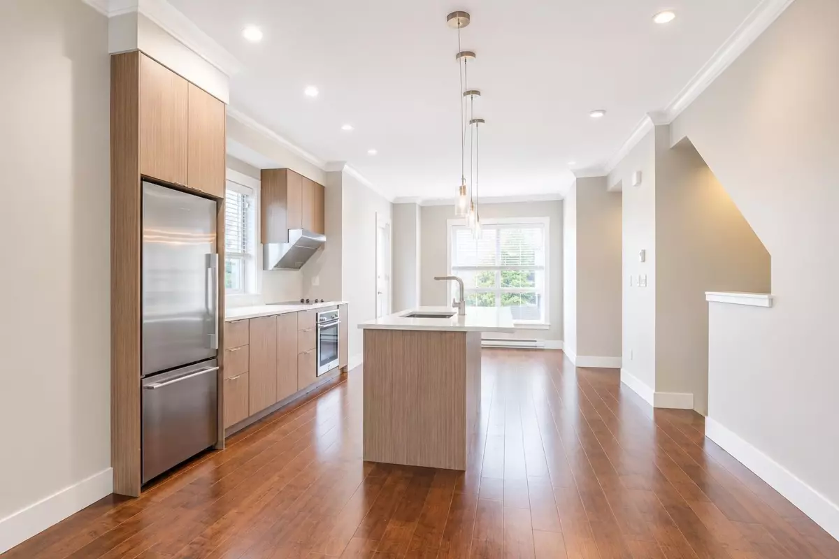 Family Room Photo of 5 6333 Alder Street, Richmond, BC