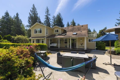 1266 Reed Road, Gibsons, BC, Gibsons — Single Family Residence for sale