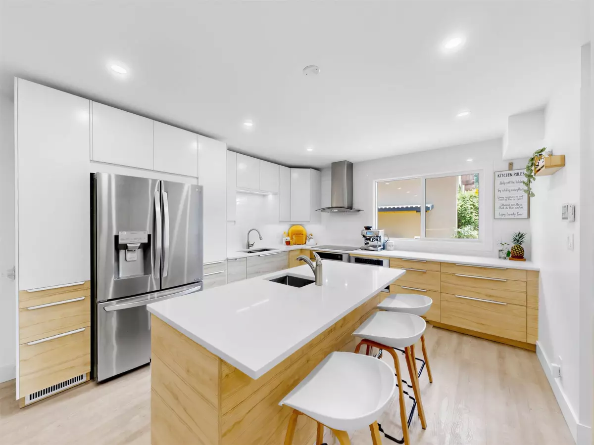 Family Room Photo of 1270 Premier Street, North Vancouver, BC