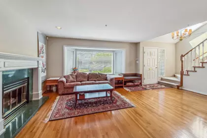 Kitchen Island Photo of 2755 W 20th Avenue, Vancouver, BC
