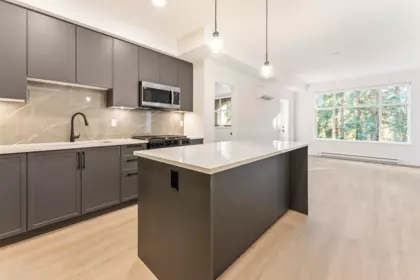 611 3480 146a Street, Surrey, BC, Surrey — Apartment/Condo for sale