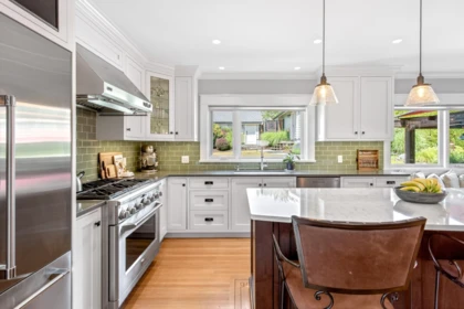 1631 Seventh Avenue, New Westminster, BC, New Westminster — Single Family Residence for sale