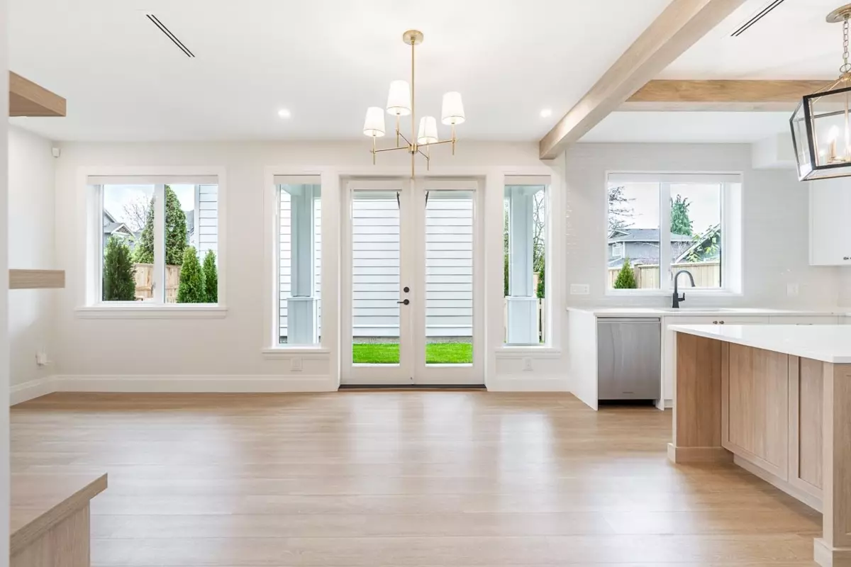 Family Room Photo of 5411 Crescent Drive, Delta, BC