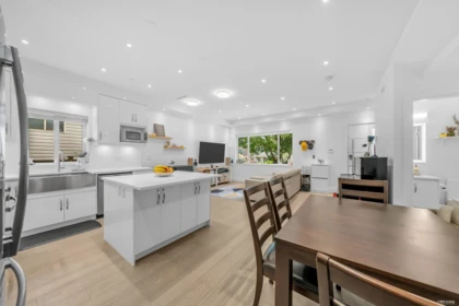 Breakfast Nook Photo of 3342 E 24th Avenue, Vancouver, BC