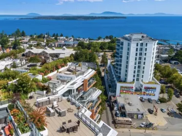 PH1 1439 George Street, White Rock, BC, White Rock — Apartment/Condo for sale