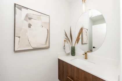 Mudroom Photo of 1 678 E 22nd Avenue, Vancouver, BC
