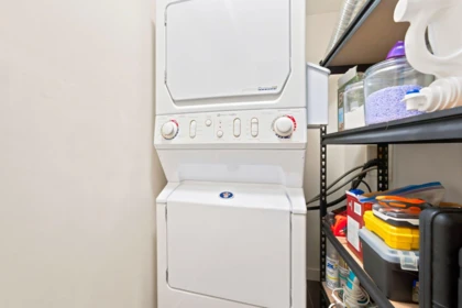 Laundry Room Photo of 401 1 Renaissance Square, New Westminster, BC